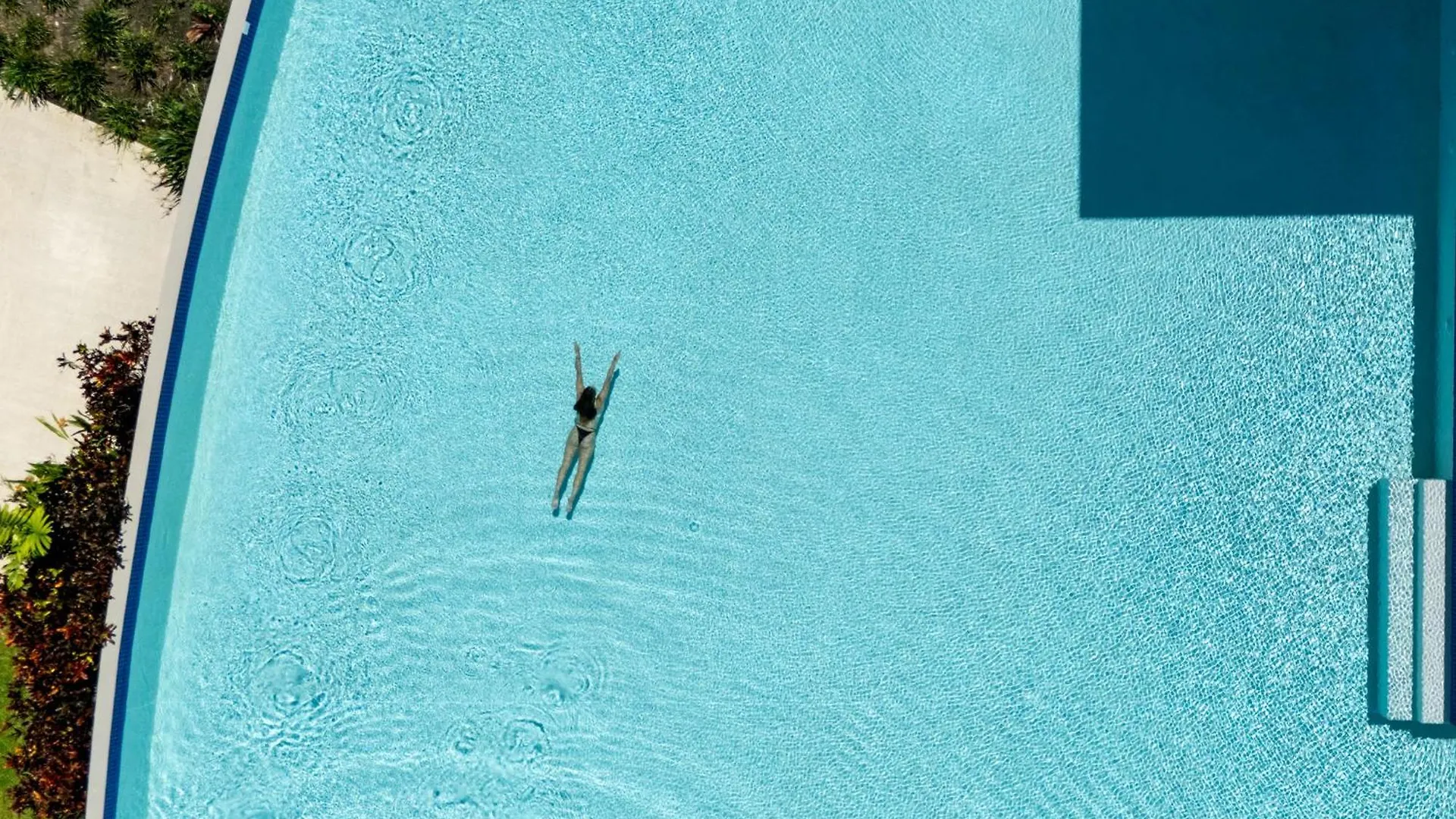 Pool Resort Port Douglas 4*,  Australie